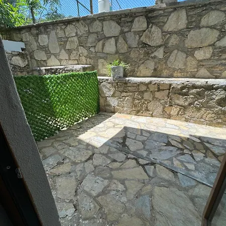 Nice Cen Apartment * 马尔马里斯
